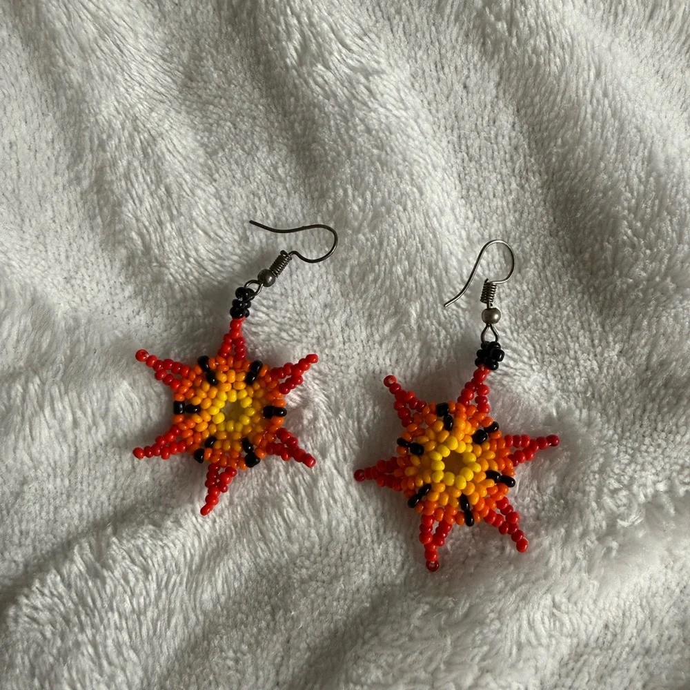 Handmade Beaded Sunburst Earrings - Picture 1 of 3
